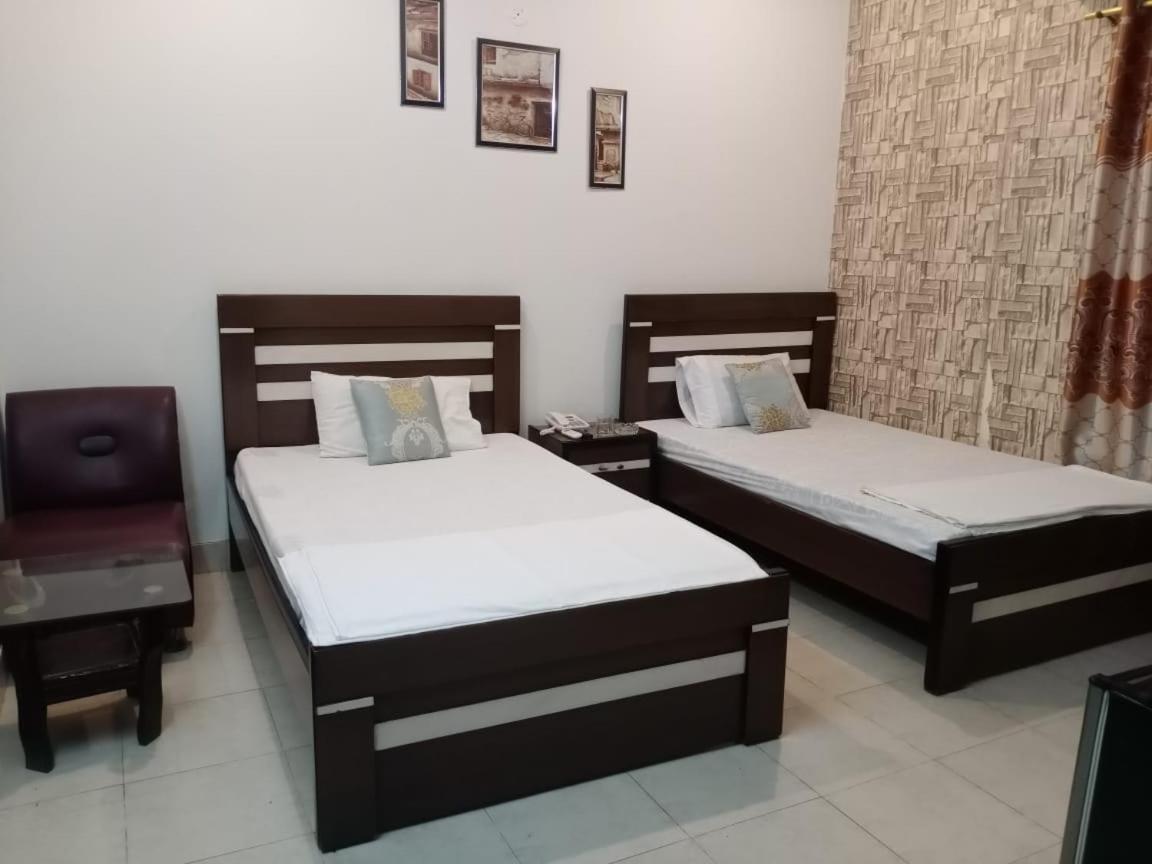 היידראבאד Al Raheem Guest House מראה חיצוני תמונה