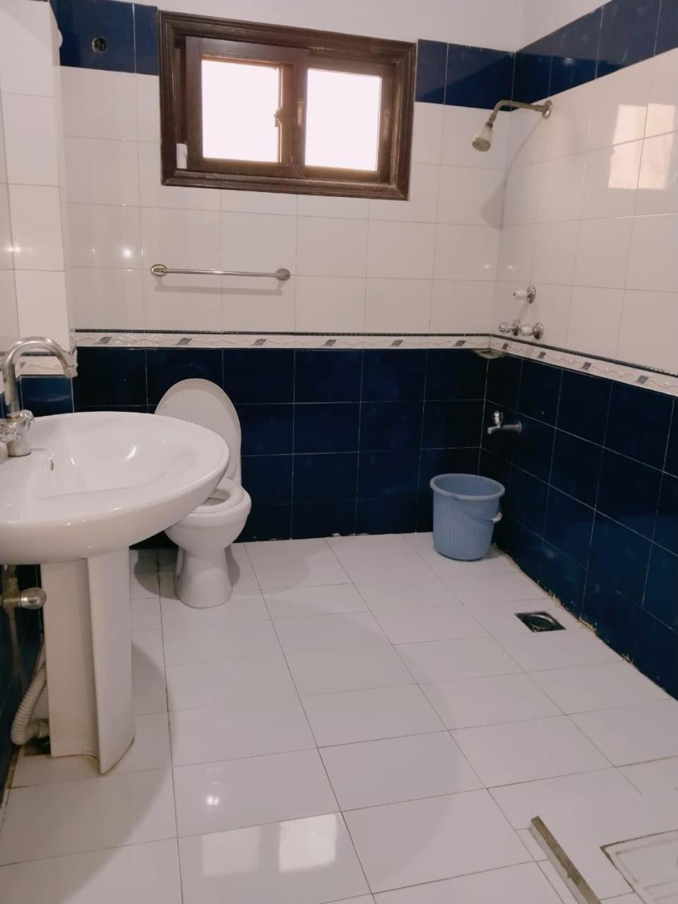 היידראבאד Al Raheem Guest House מראה חיצוני תמונה