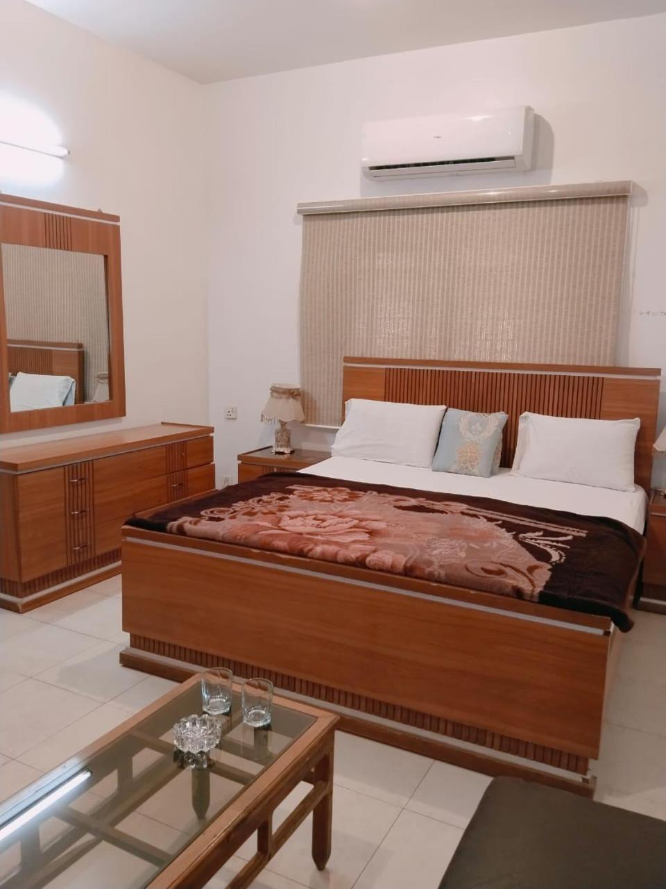 היידראבאד Al Raheem Guest House מראה חיצוני תמונה