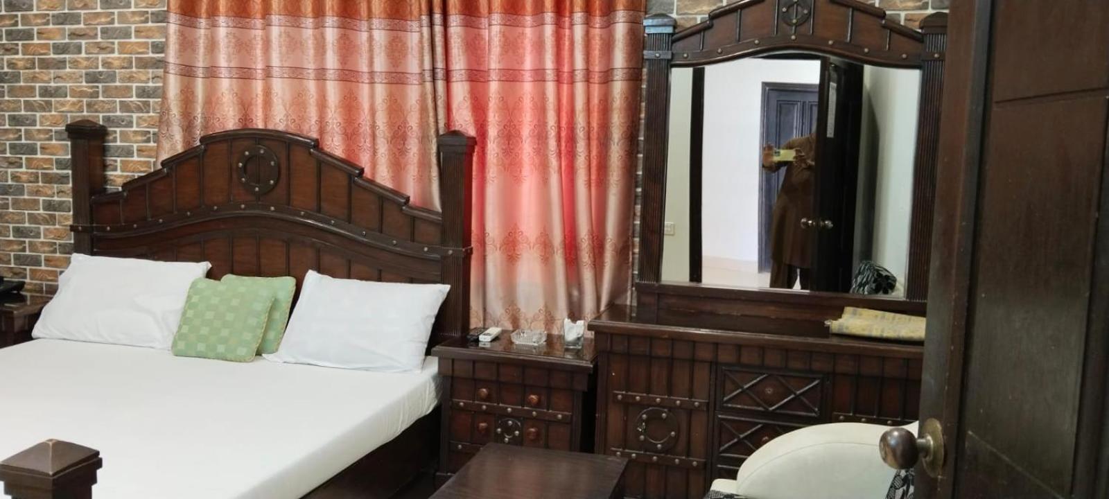 היידראבאד Al Raheem Guest House מראה חיצוני תמונה